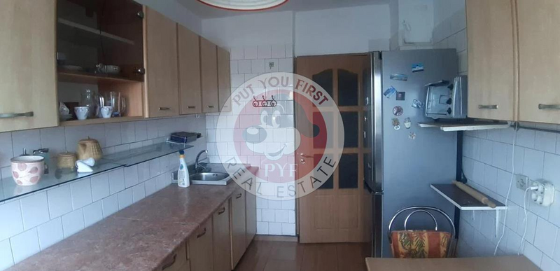 Sincai l Apartament 3 camere l Semidecomandat l 73mp l B10717